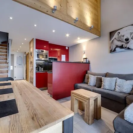 Val D Isere Centre 4 Pieces Parking 8 Personnes 5min A Pied Du Front De Neige Apartment Val-d'Isere
